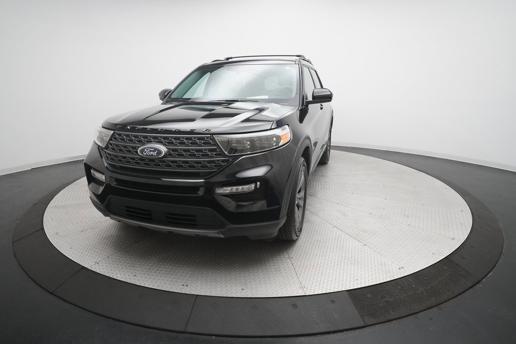 Used 2022 Ford Explorer XLT w/ Equipment Group 202A image 34