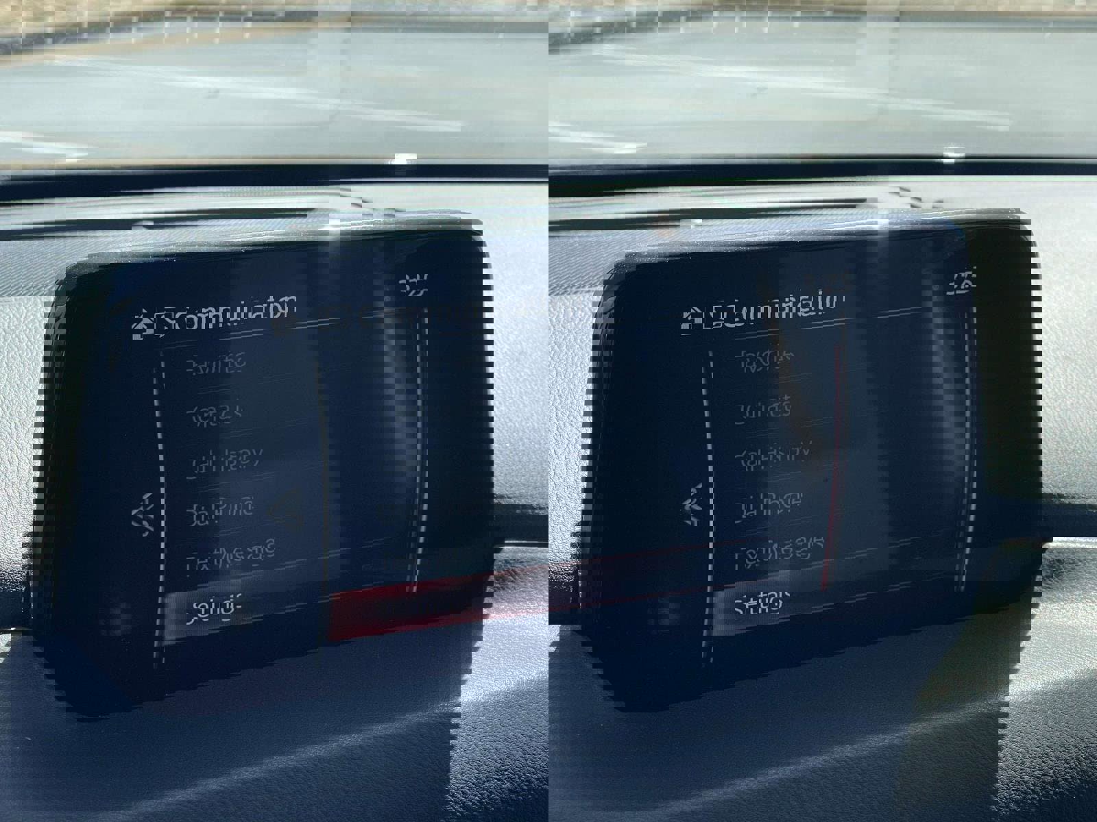 Used 2018 MAZDA CX-5 Touring w/ Preferred Equipment Package image 26