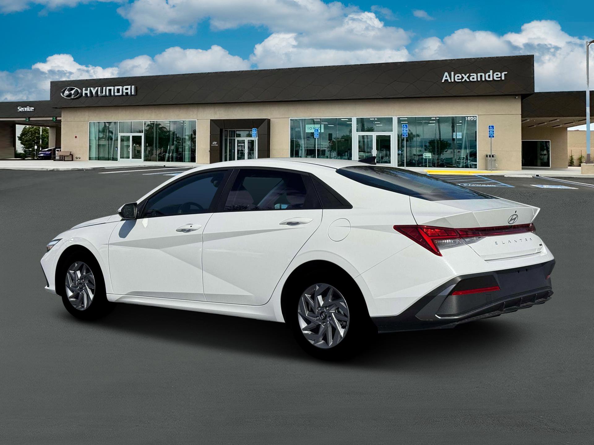 New 2026 Hyundai Elantra Hybrid FWD image 4