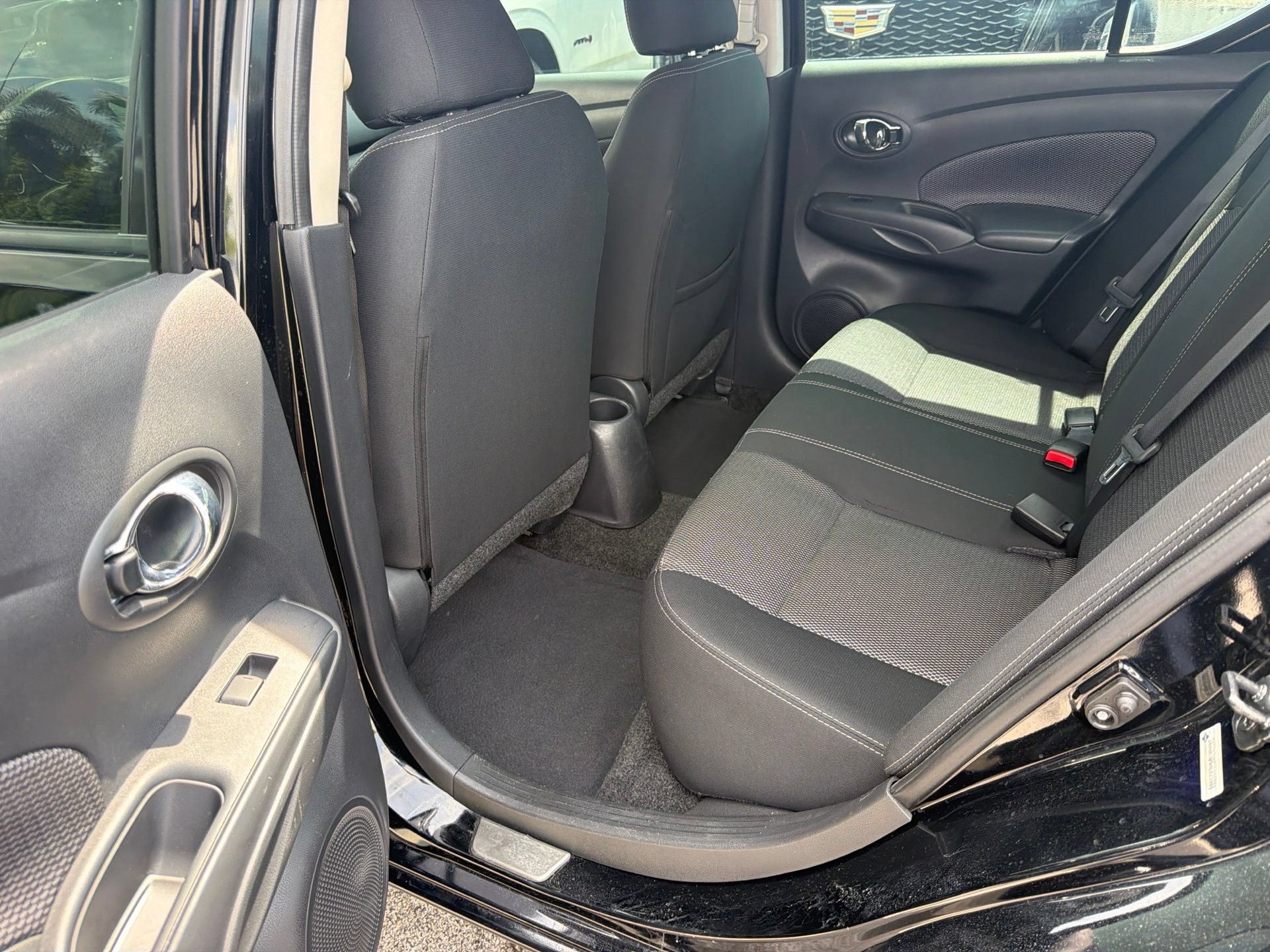 Used 2019 Nissan Versa SV w/ SV Special Edition Package FWD image 9