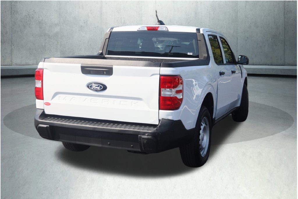 Used 2025 Ford Maverick XL w/ Equipment Group 101A AWD/4WD image 11