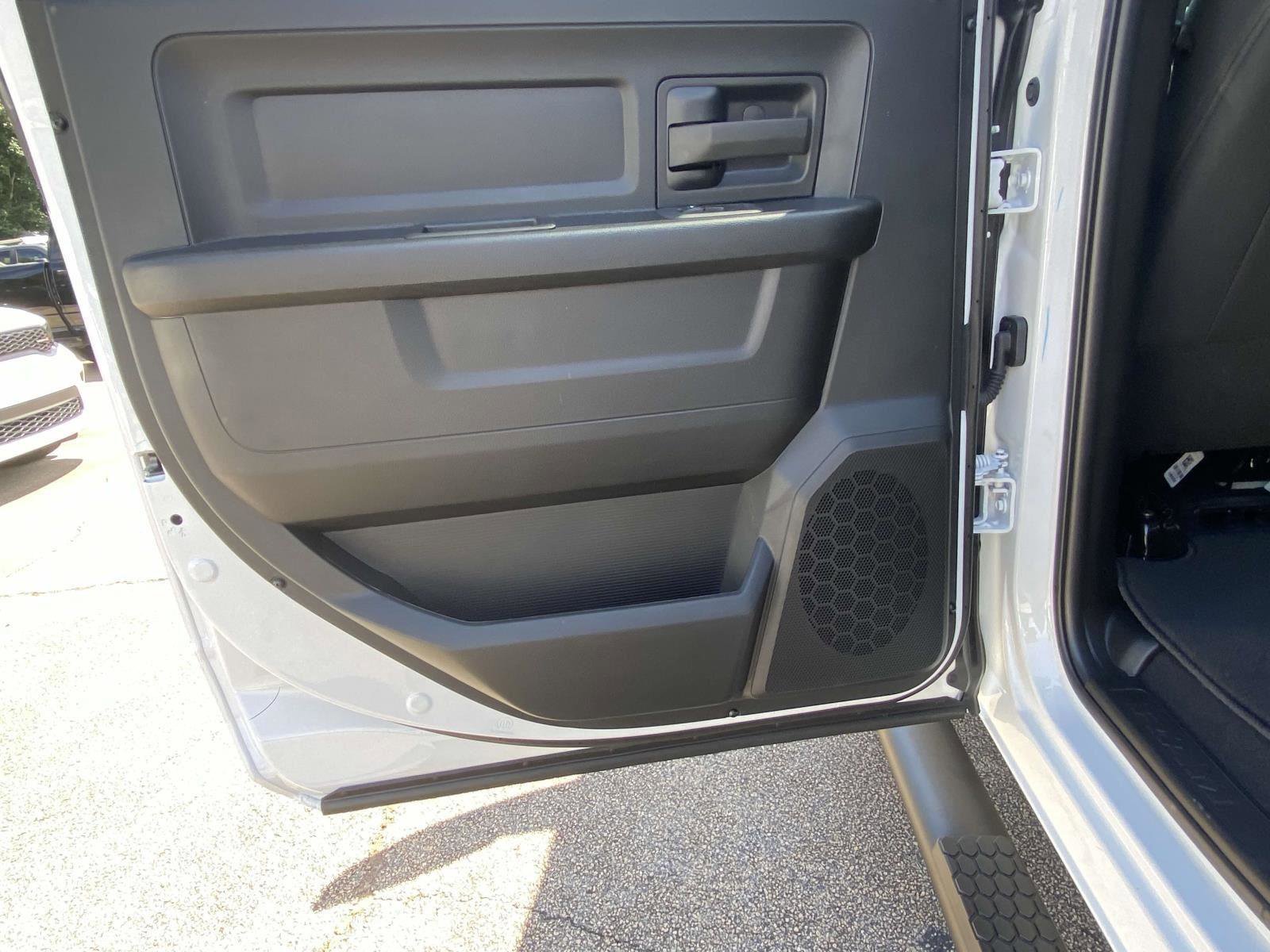 New 2025 RAM 2500 Tradesman image 21