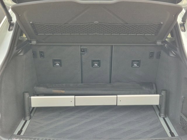 Used 2016 Porsche Macan S image 6