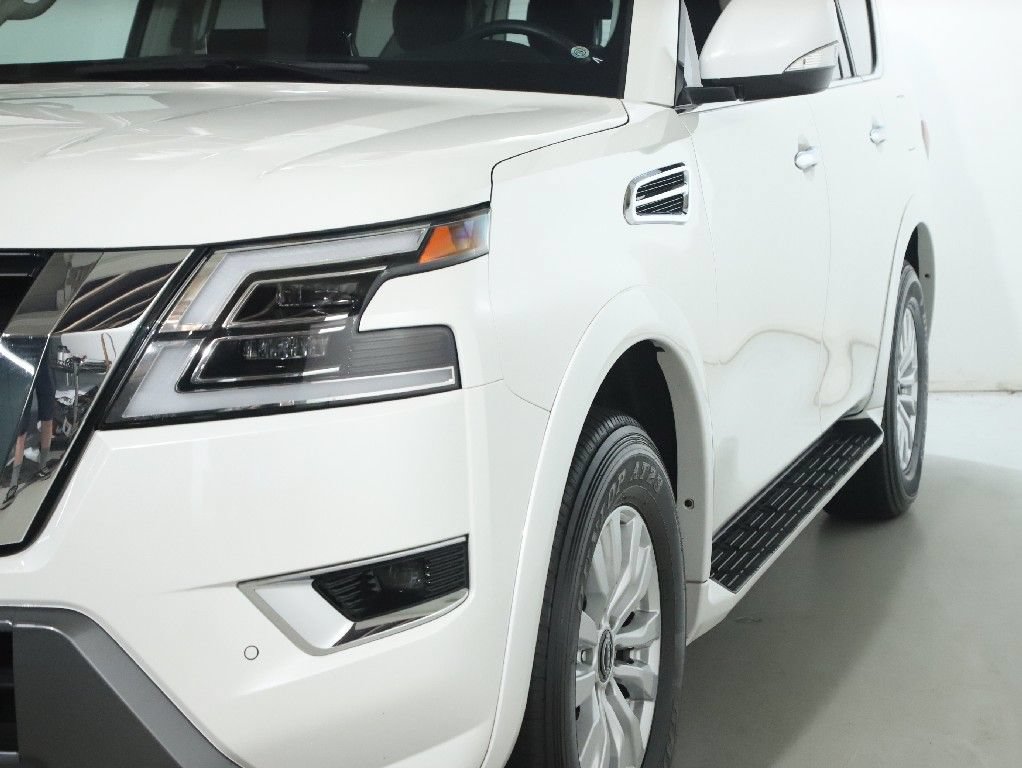 Certified 2024 Nissan Armada SV w/ Cargo Package AWD/4WD image 5