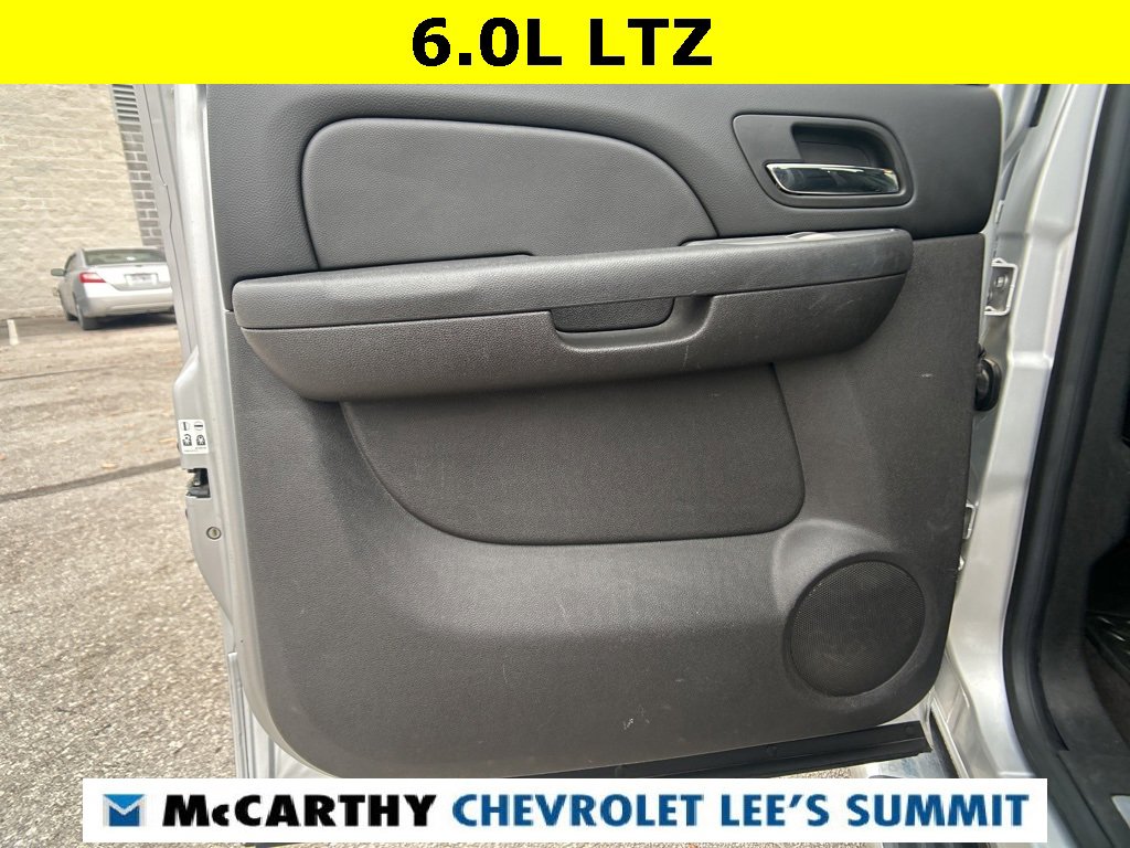 Used 2012 Chevrolet Silverado 2500 LTZ w/ Z71 Appearance Package image 32