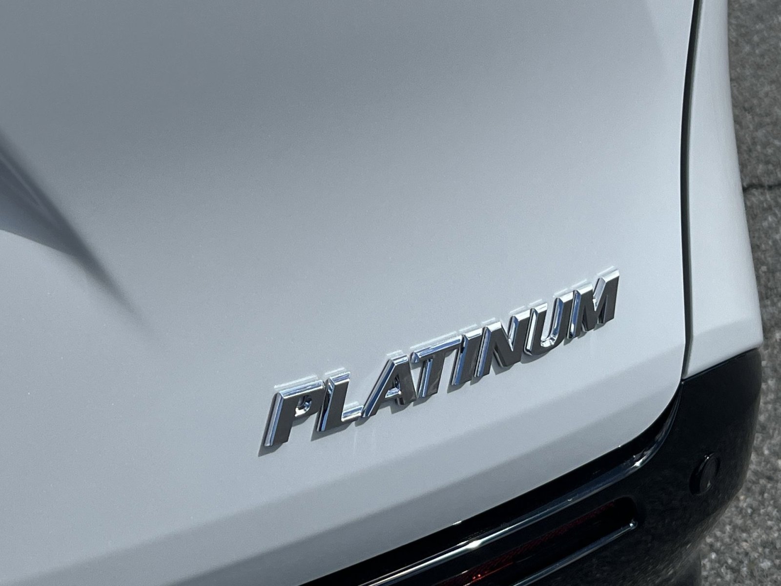 New 2026 Toyota Sienna Platinum image 22