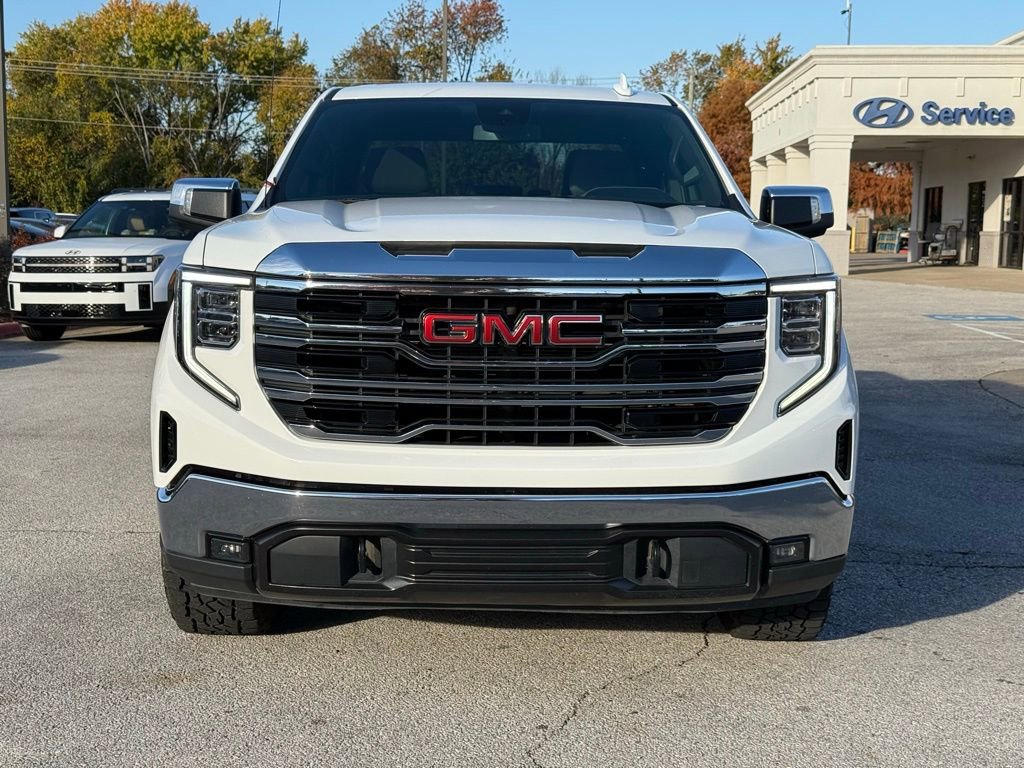 Used 2023 GMC Sierra 1500 SLT w/ SLT Premium Package image 2