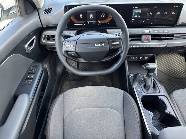 New 2026 Kia K4 FWD image 18