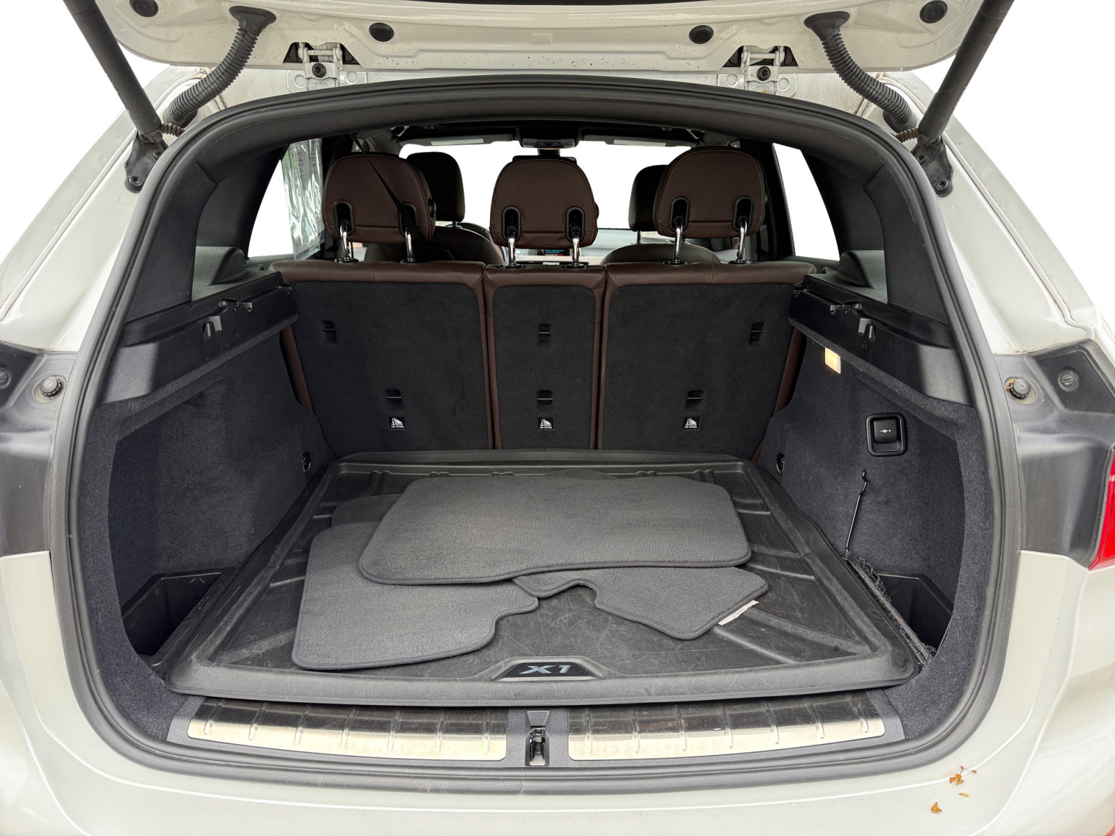 Used 2017 BMW X1 xDrive28i image 17