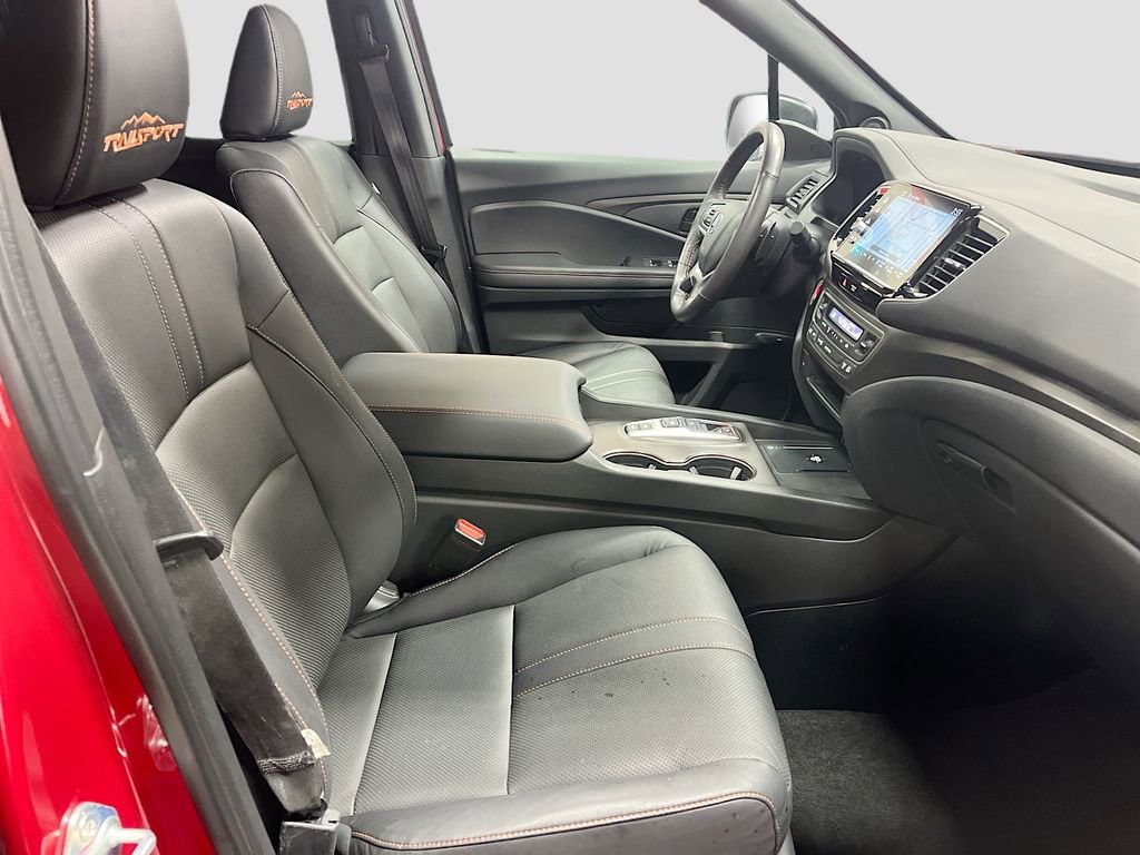 Used 2025 Honda Ridgeline TrailSport image 29
