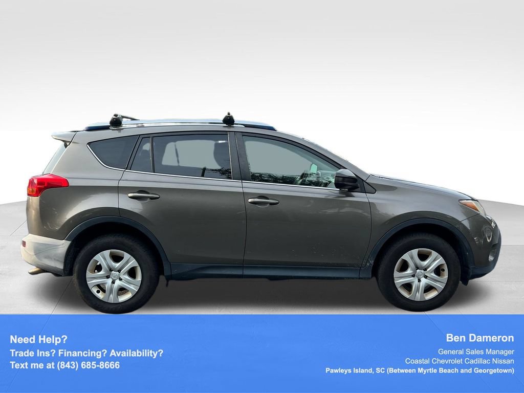 Used 2015 Toyota RAV4 LE AWD/4WD image 4