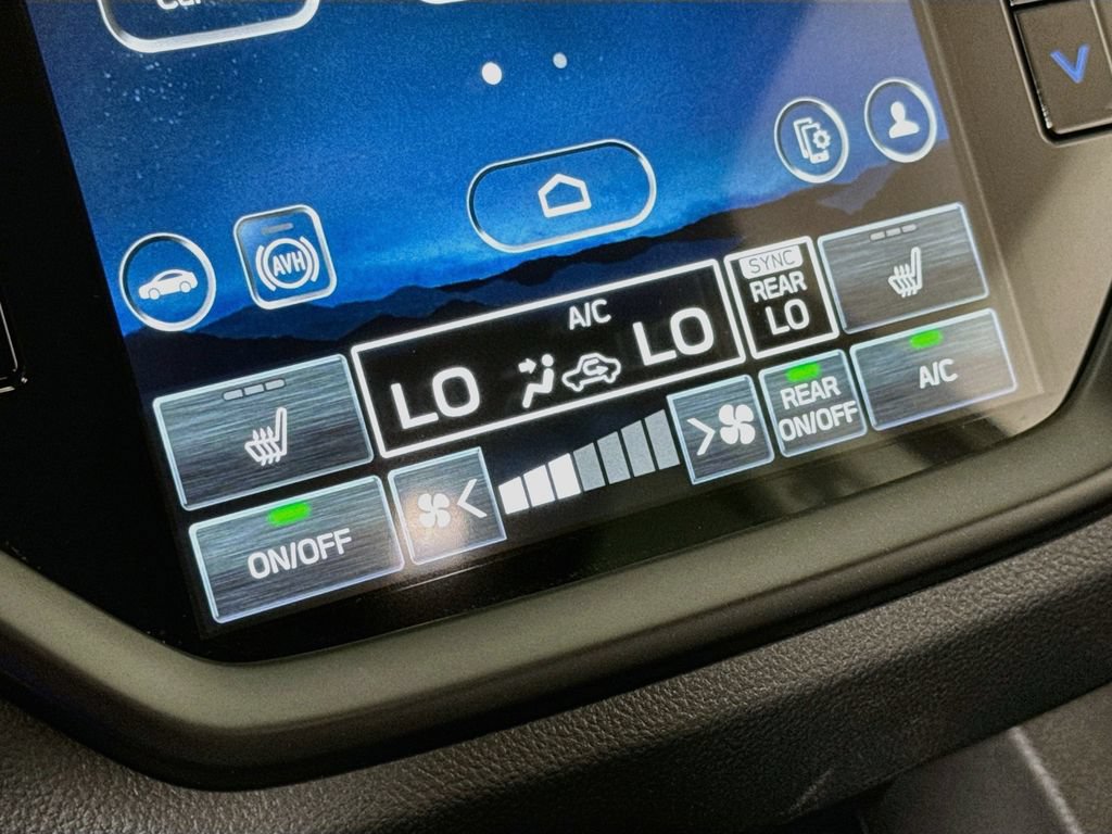 Used 2026 Subaru Ascent Premium AWD/4WD image 19