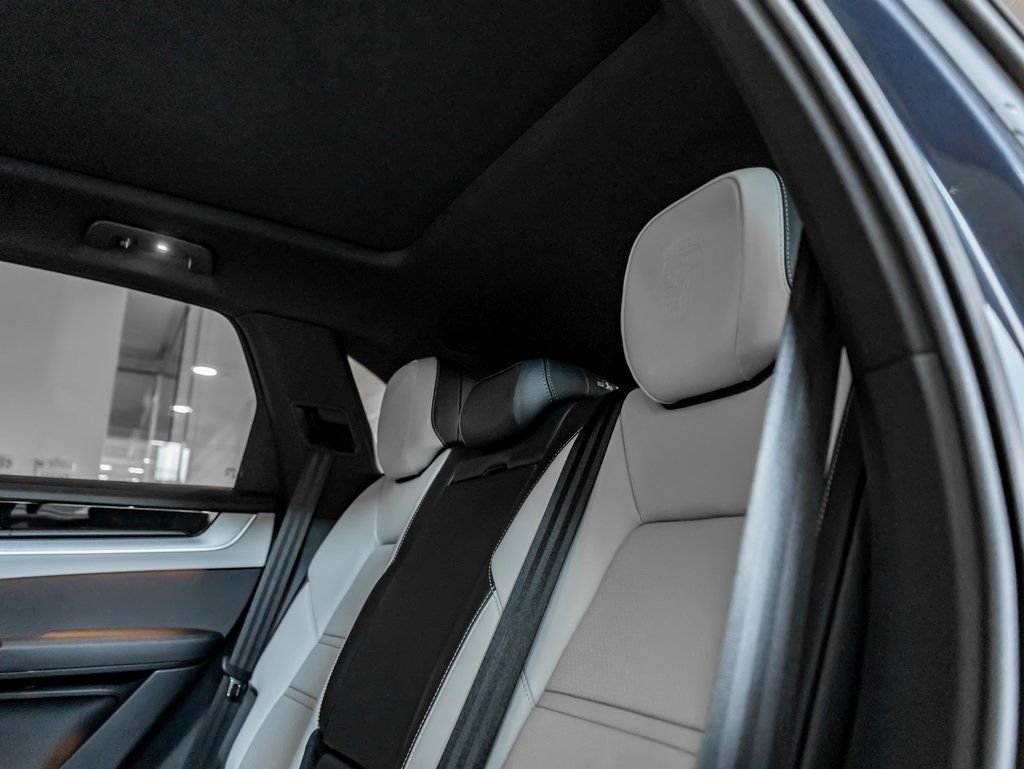New 2026 Porsche Cayenne E-Hybrid AWD/4WD image 25