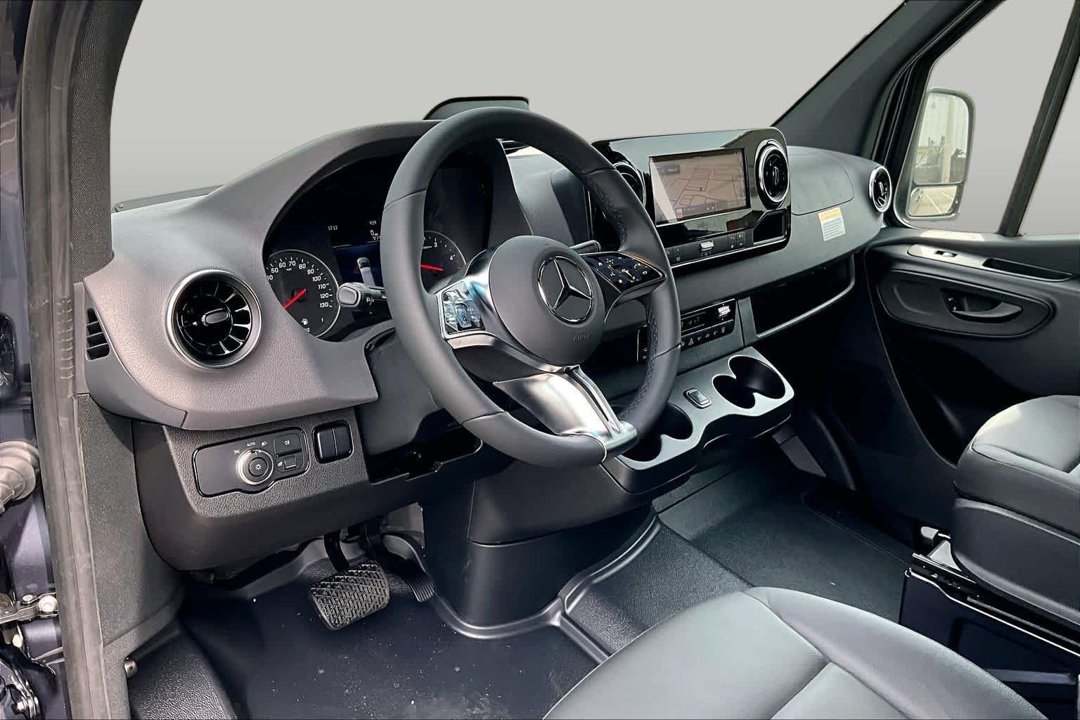 New 2026 Mercedes-Benz Sprinter 2500 image 9