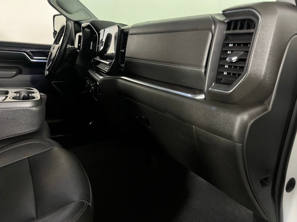 Used 2024 Chevrolet Silverado 2500 LTZ AWD/4WD image 31