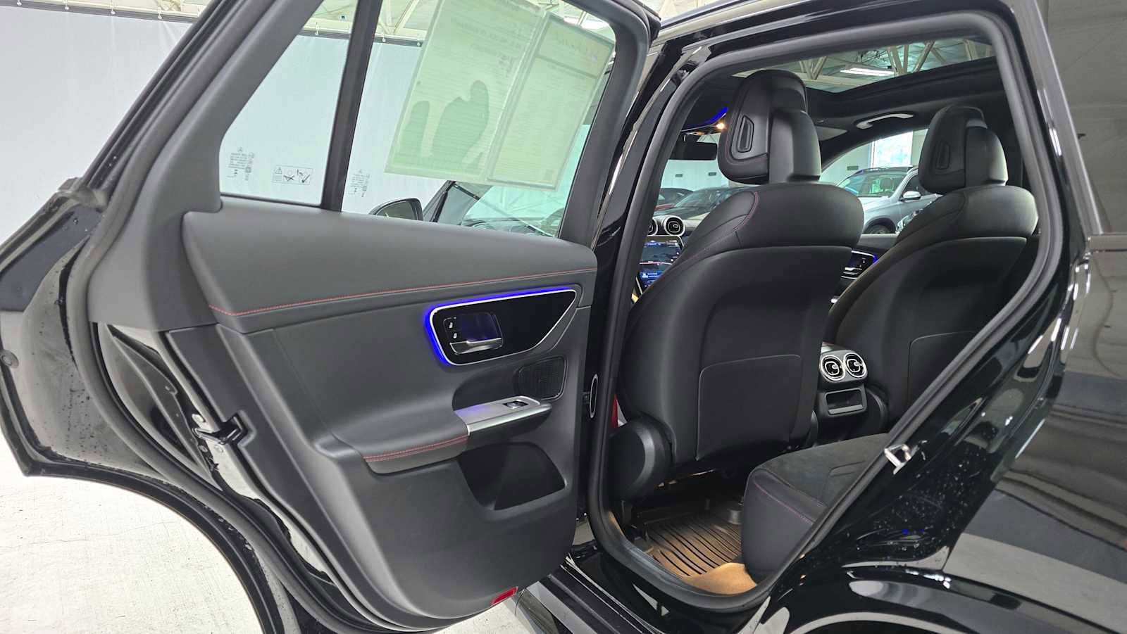 Certified 2026 Mercedes-Benz GLC 43 AMG 4MATIC image 15