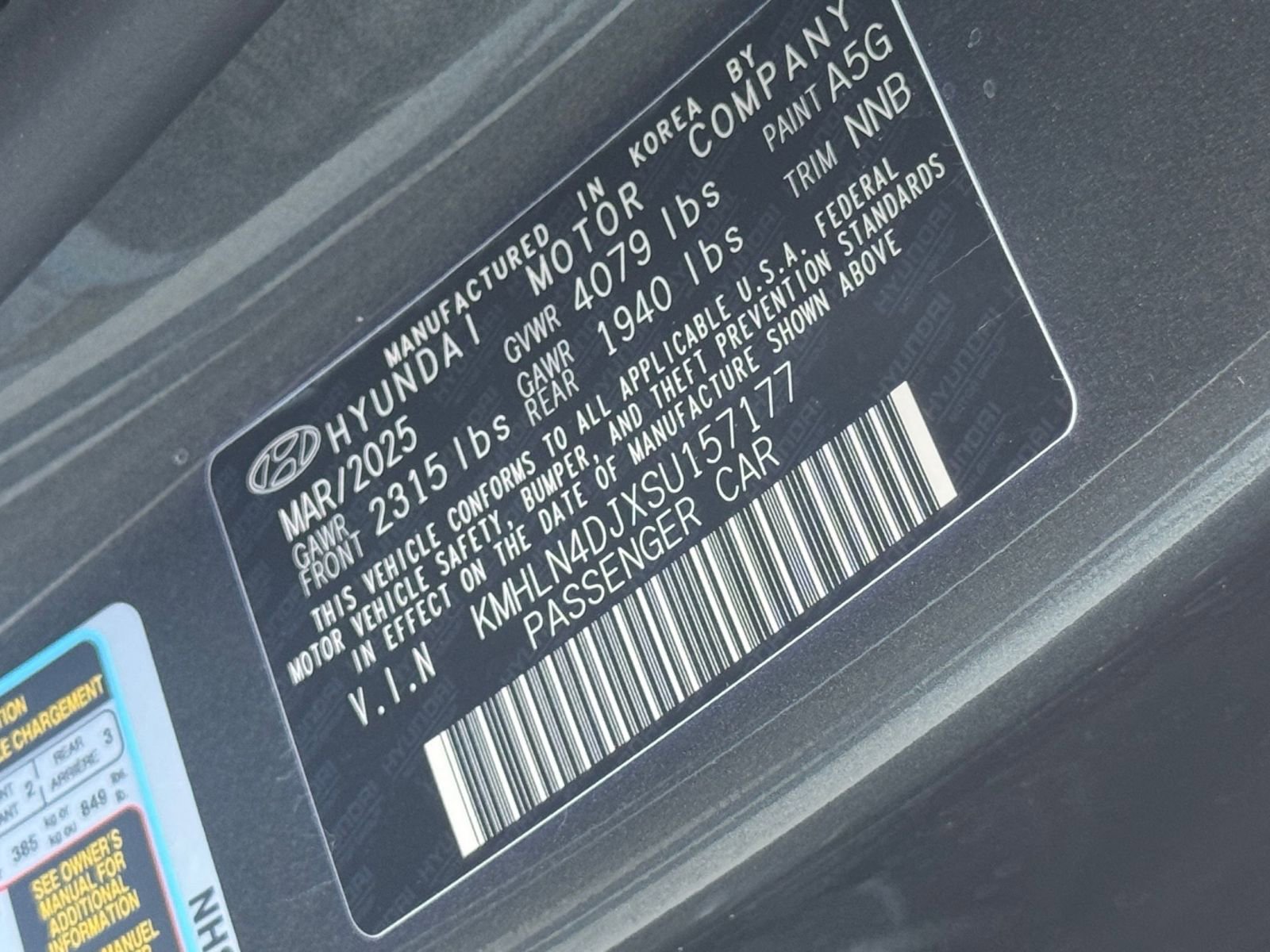 Used 2025 Hyundai Elantra Limited image 32