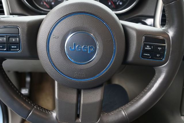 Used 2012 Jeep Grand Cherokee Laredo RWD image 10