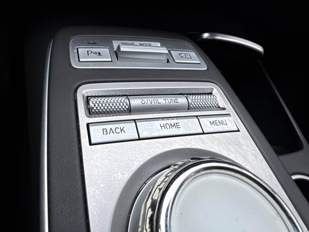 Certified 2023 Genesis GV70 2.5T w/ Select Package AWD/4WD image 26