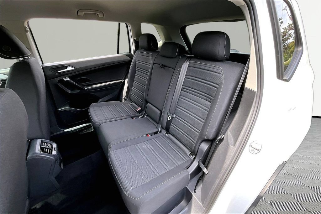 Used 2022 Volkswagen Tiguan S AWD/4WD image 16