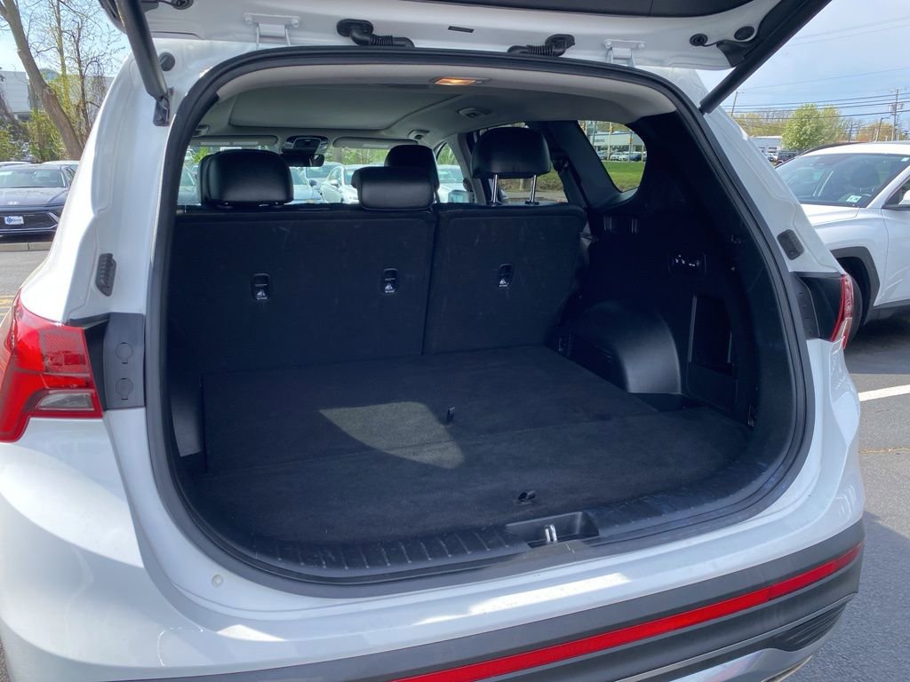 Certified 2023 Hyundai Santa Fe SEL w/ Premium Package image 16