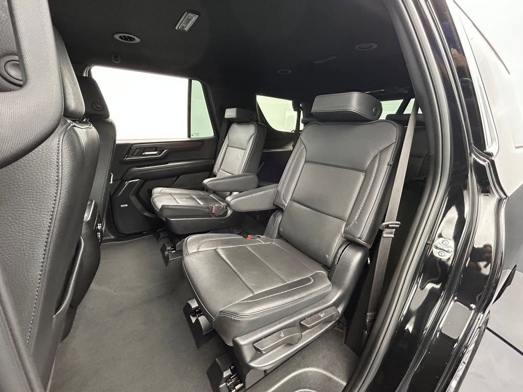 Used 2025 GMC Yukon Denali AWD/4WD image 45