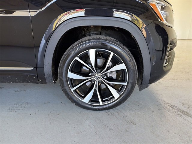 Used 2024 Volkswagen Atlas SEL Premium R-Line image 14