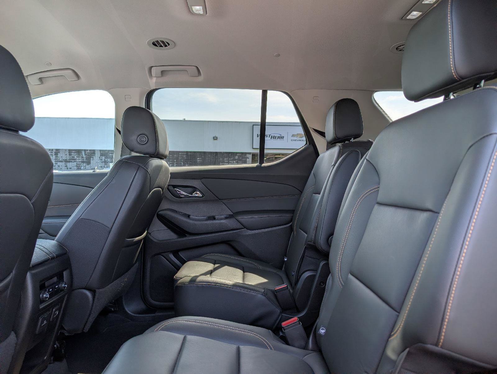 Used 2021 Chevrolet Traverse RS AWD/4WD image 10