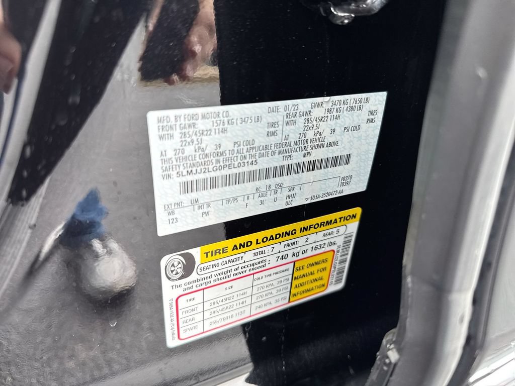 Used 2023 Lincoln Navigator Reserve AWD/4WD image 29