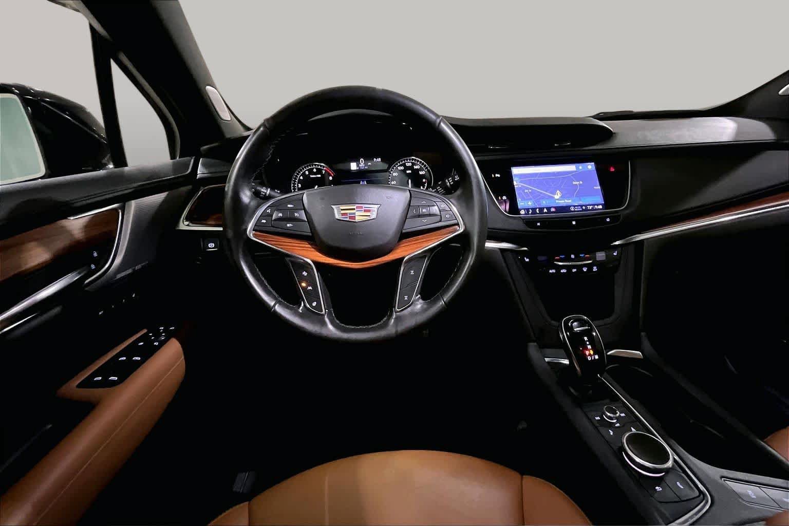 Used 2021 Cadillac XT5 Premium Luxury AWD/4WD image 5