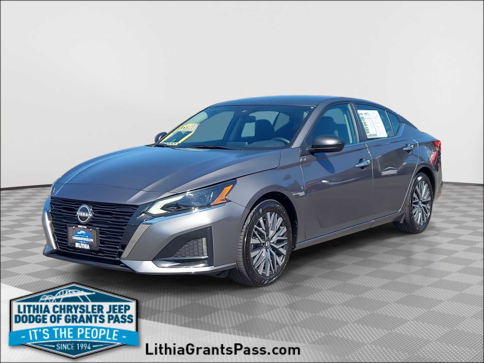 Used 2025 Nissan Altima 2.5 SV
