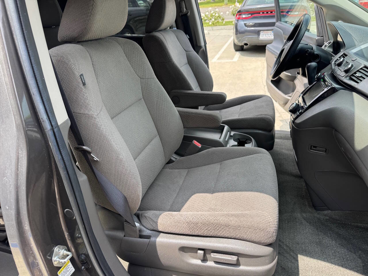 Used 2014 Honda Odyssey EX image 18