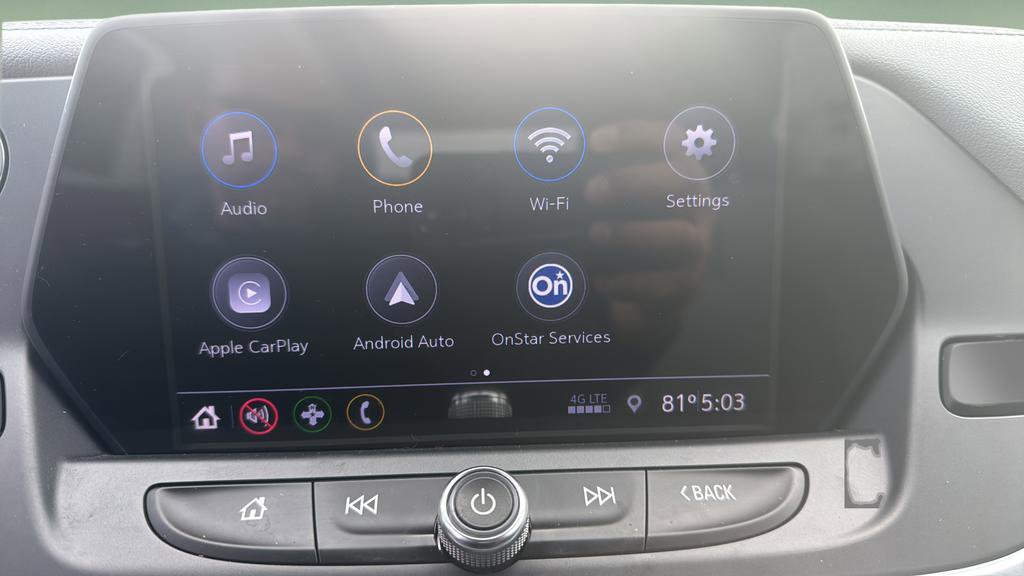 Used 2020 Chevrolet Blazer LT FWD image 12