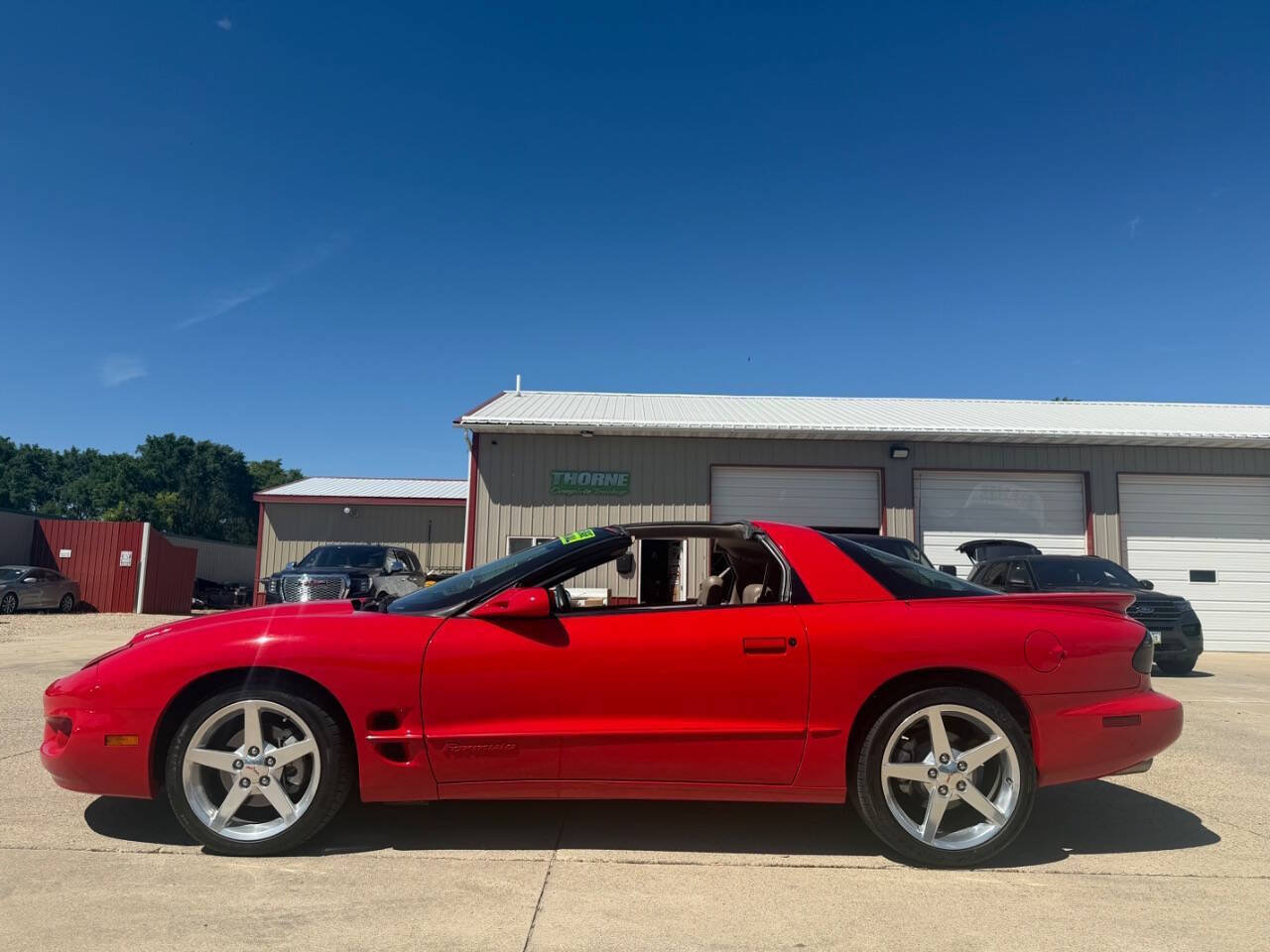 Used 1998 Pontiac Firebird Formula RWD image 2