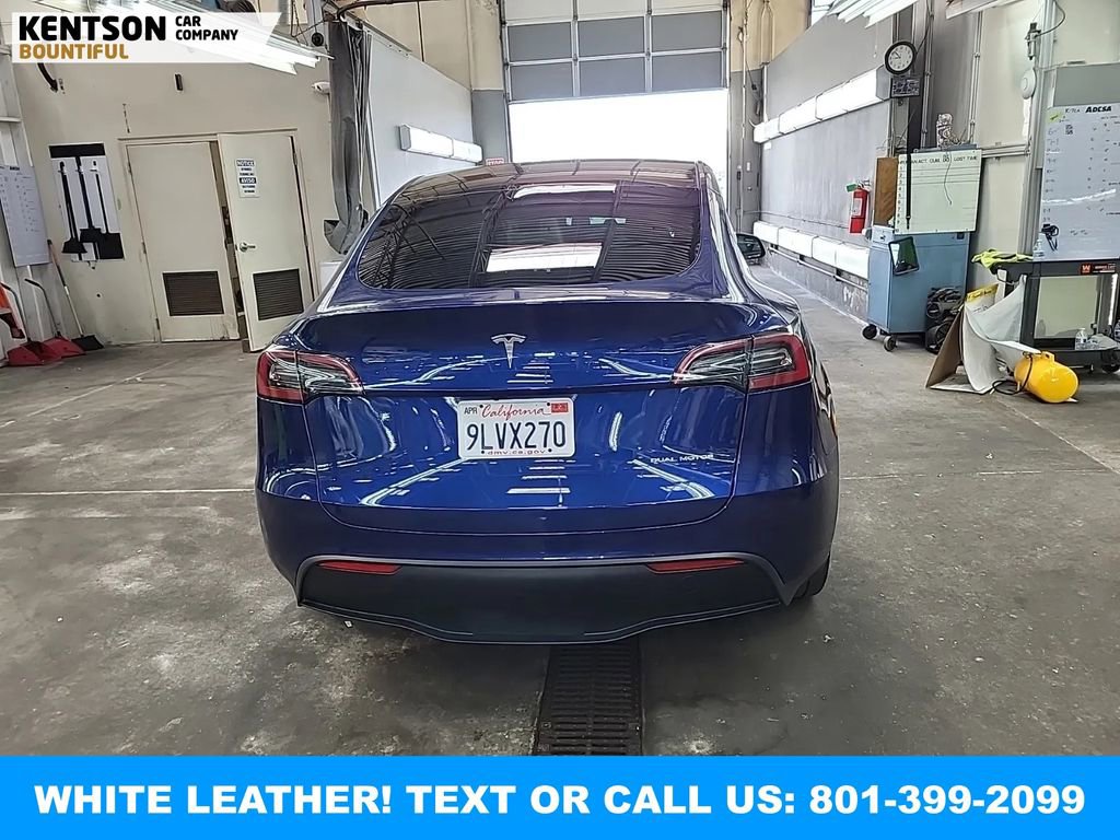 Used 2024 Tesla Model Y Long Range AWD/4WD image 4