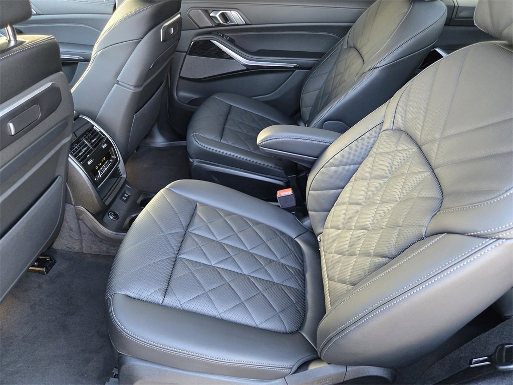 New 2026 BMW X7 xDrive40i w/ M Sport Package image 21