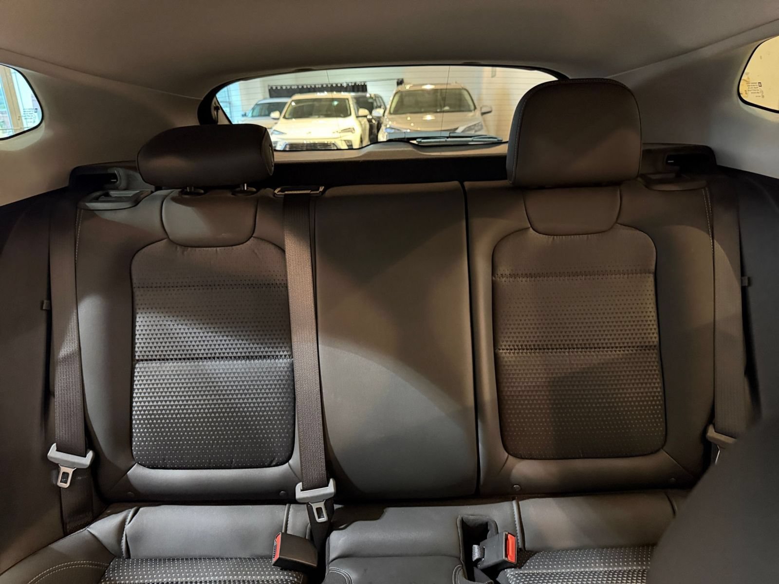 Used 2026 Chevrolet Trax LT FWD image 37