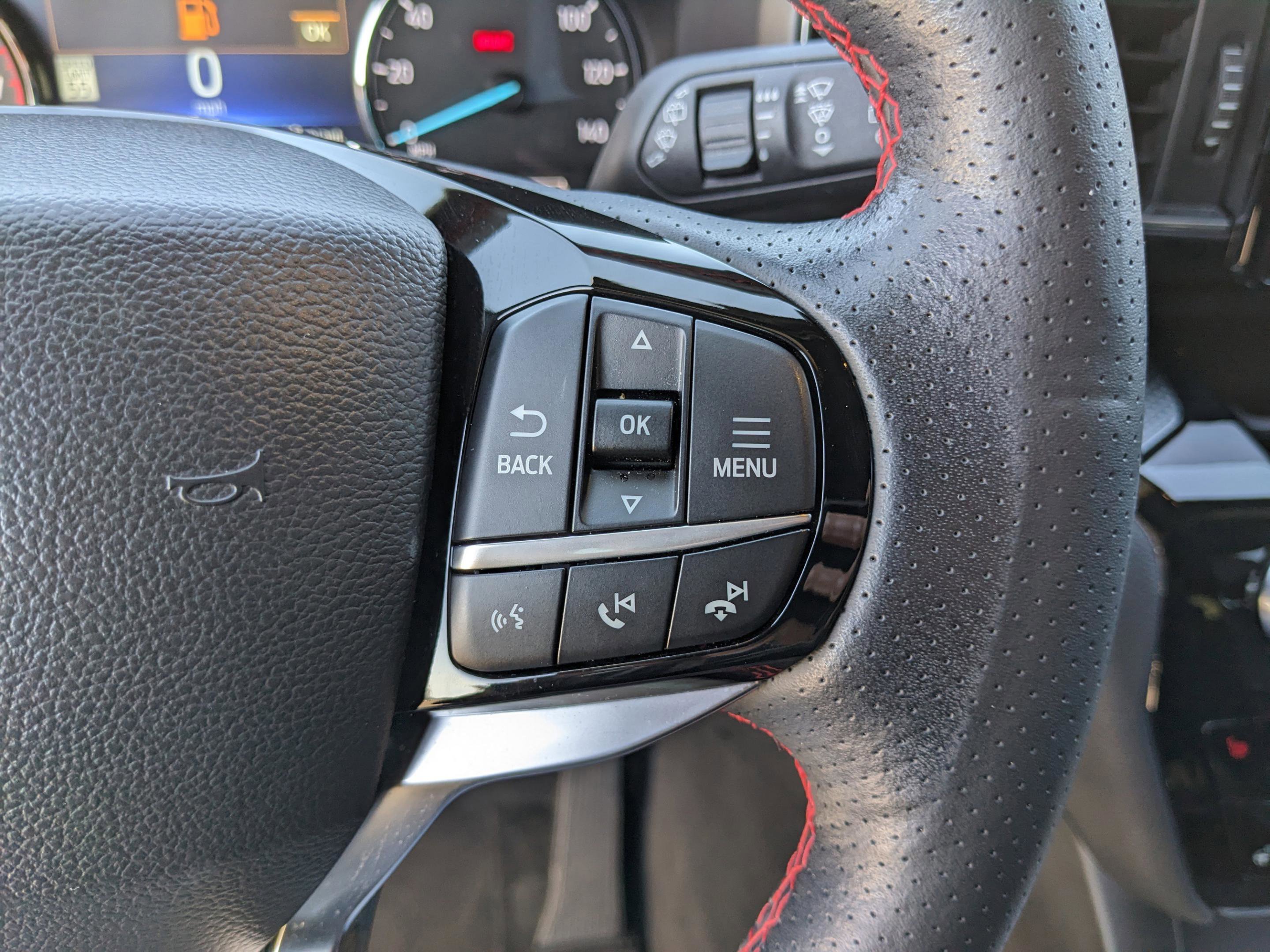 Used 2023 Ford Explorer ST-Line w/ Class IV Trailer Tow Package image 30