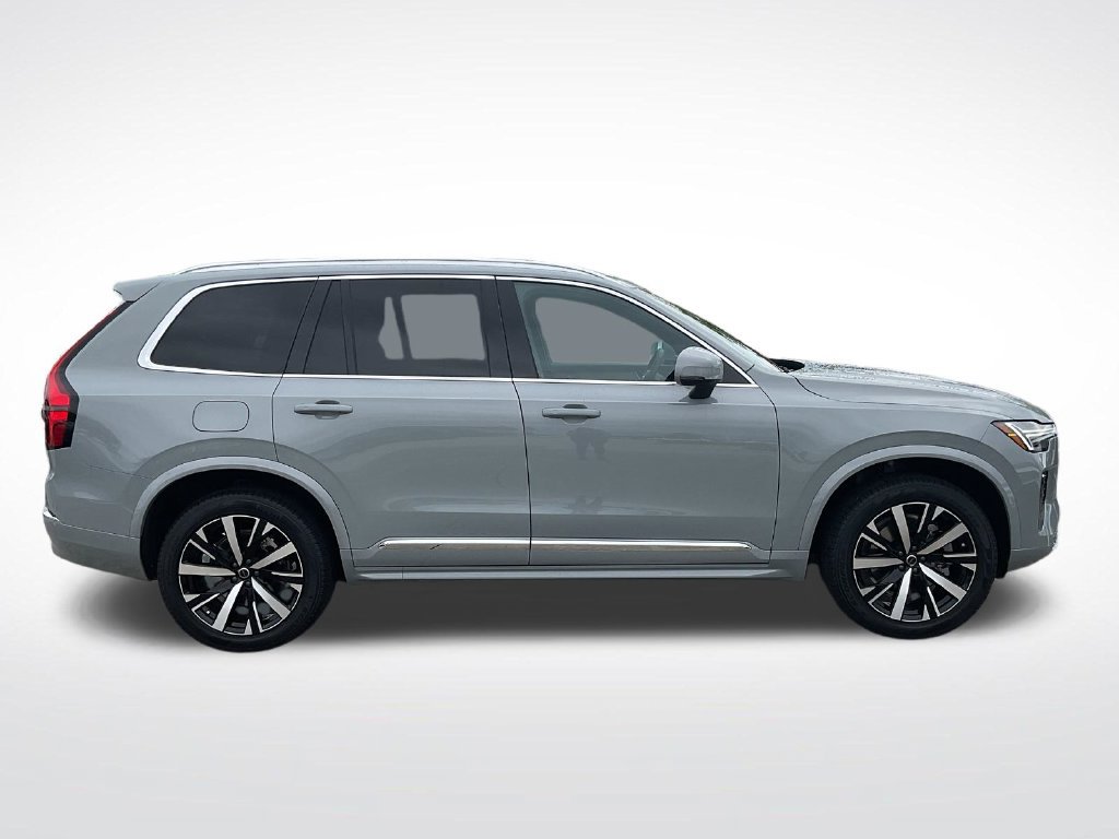 New 2027 Volvo XC90 B5 Core AWD/4WD image 8