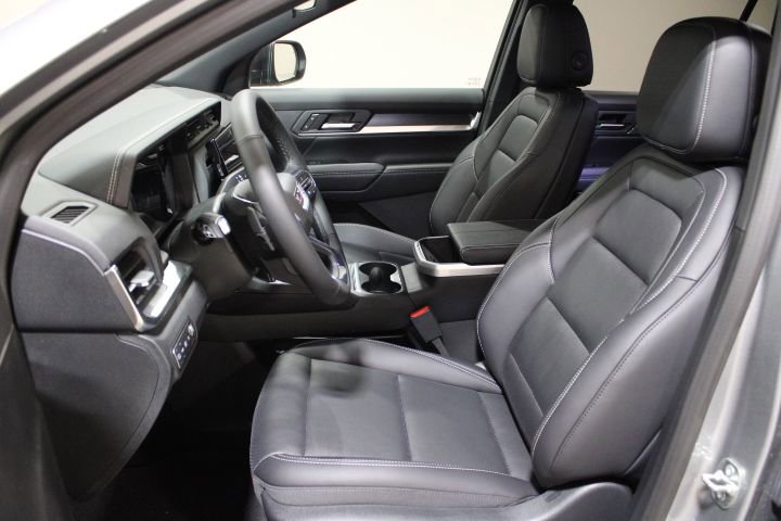 New 2026 GMC Terrain Elevation FWD image 18