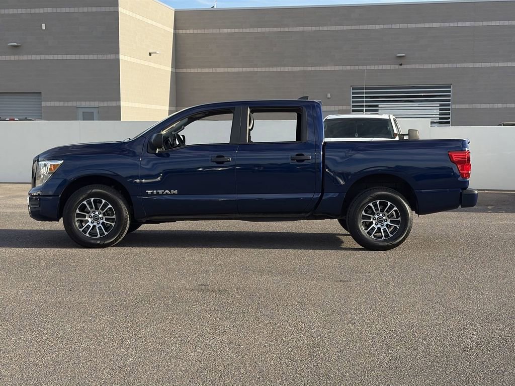 Used 2023 Nissan Titan SV AWD/4WD image 30
