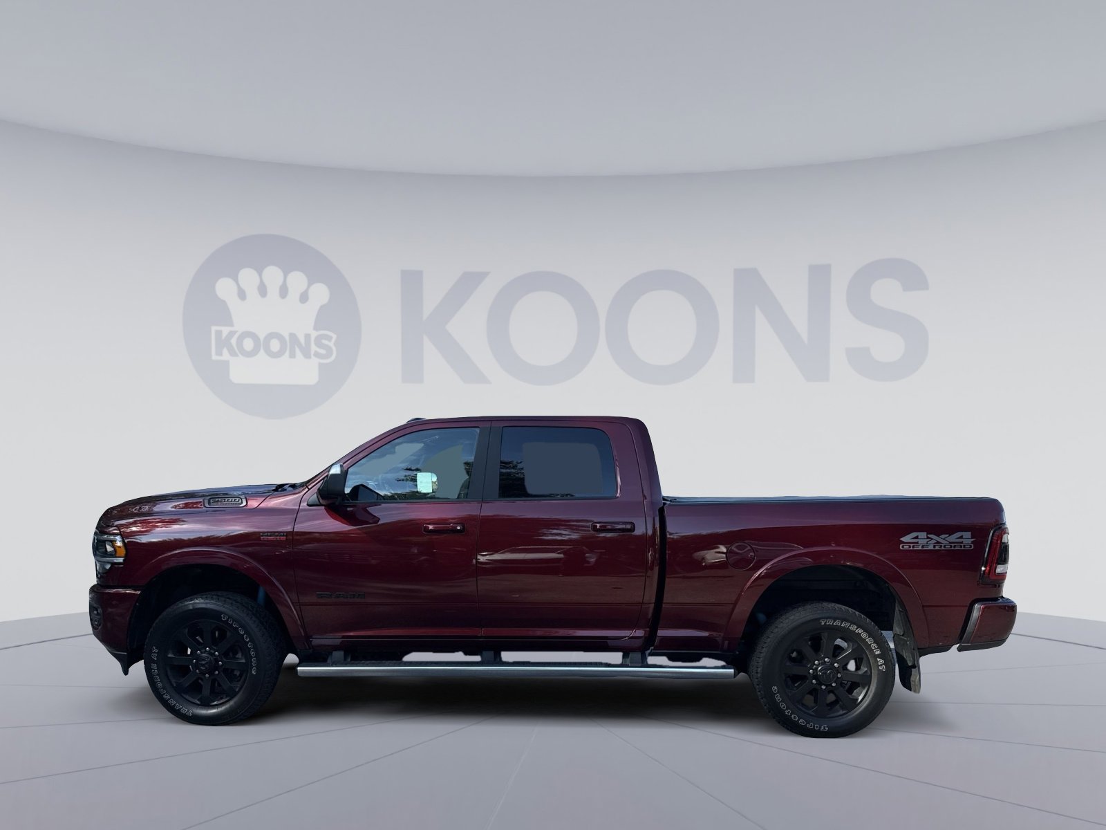 Used 2022 RAM 2500 Laramie w/ Night Edition AWD/4WD image 2