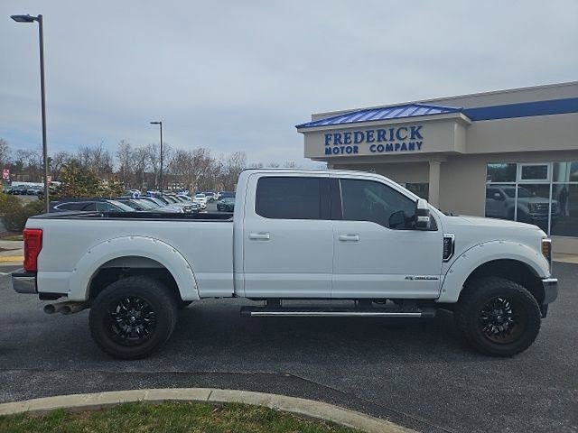 Used 2019 Ford F250 Lariat w/ Lariat Value Package image 3