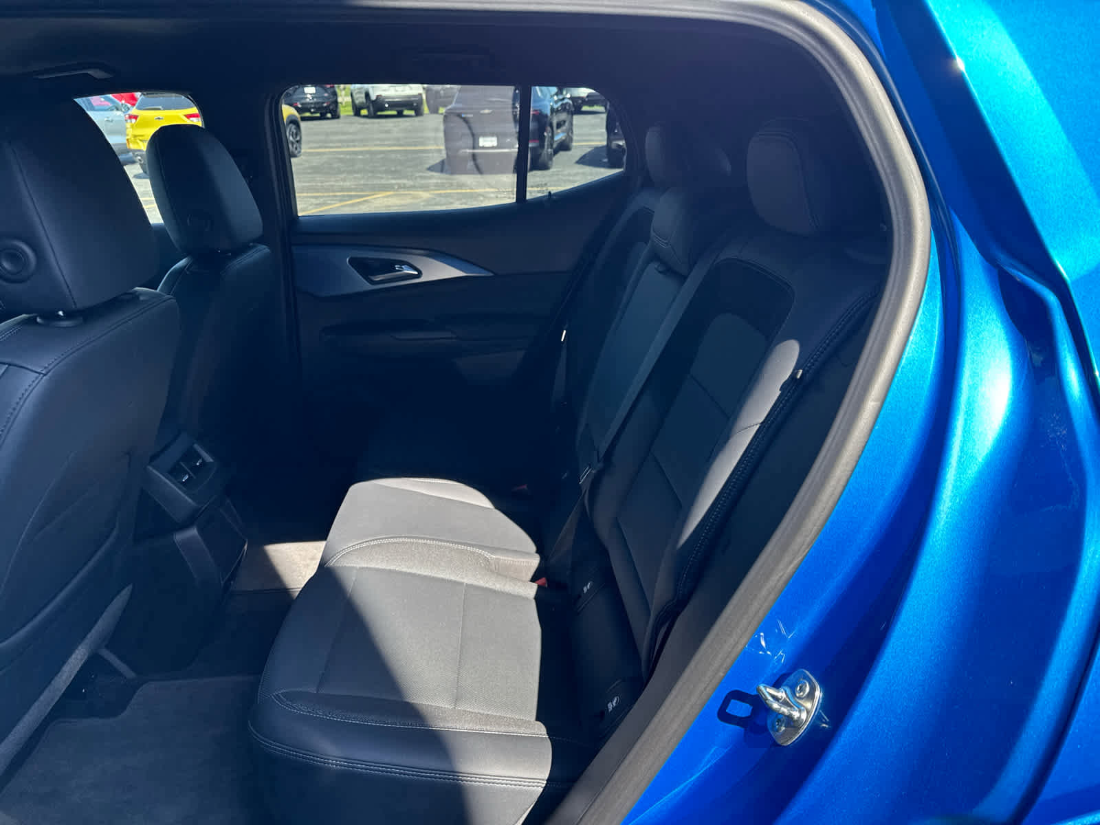 Used 2024 Chevrolet Equinox EV LT w/ Active Safety Package 3 FWD image 17
