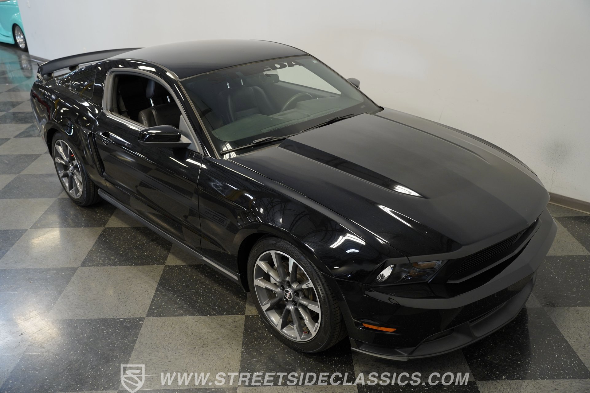 Used 2012 Ford Mustang GT Premium image 36