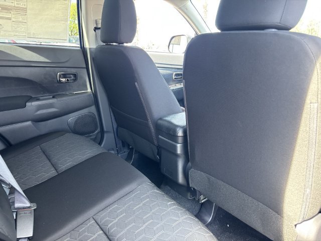 New 2027 Mitsubishi Outlander Sport FWD image 9
