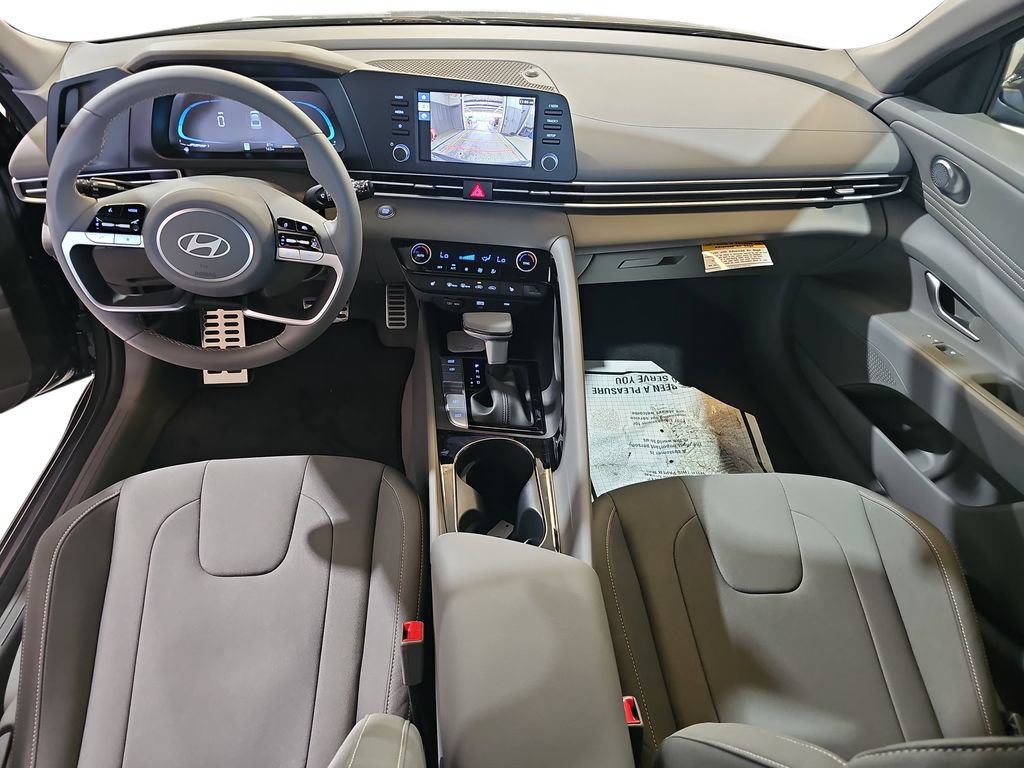 New 2026 Hyundai Elantra SEL Sport Premium FWD image 9