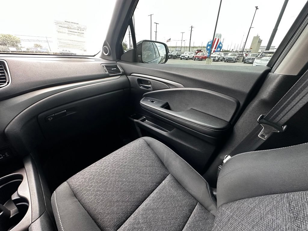 Used 2022 Honda Ridgeline Sport image 15
