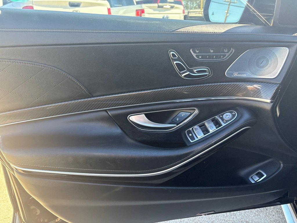 Used 2015 Mercedes-Benz S 63 AMG 4MATIC Sedan image 10