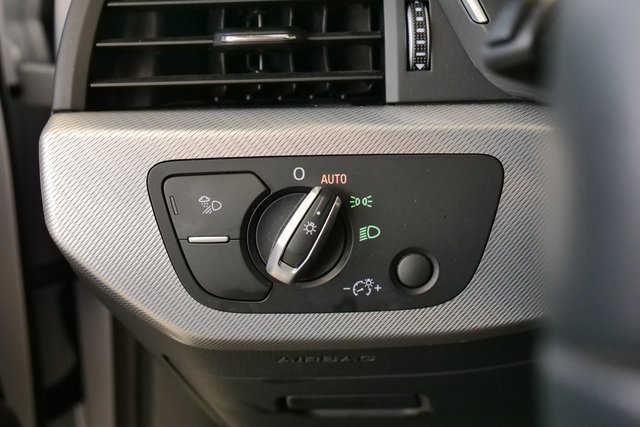 Used 2025 Audi A5 2.0T Premium Plus image 28